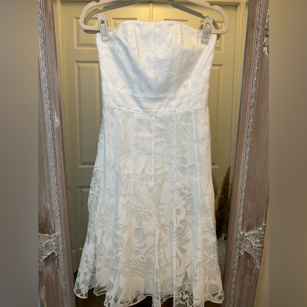 White Black House Market White Spring MIDI Dress Size 2